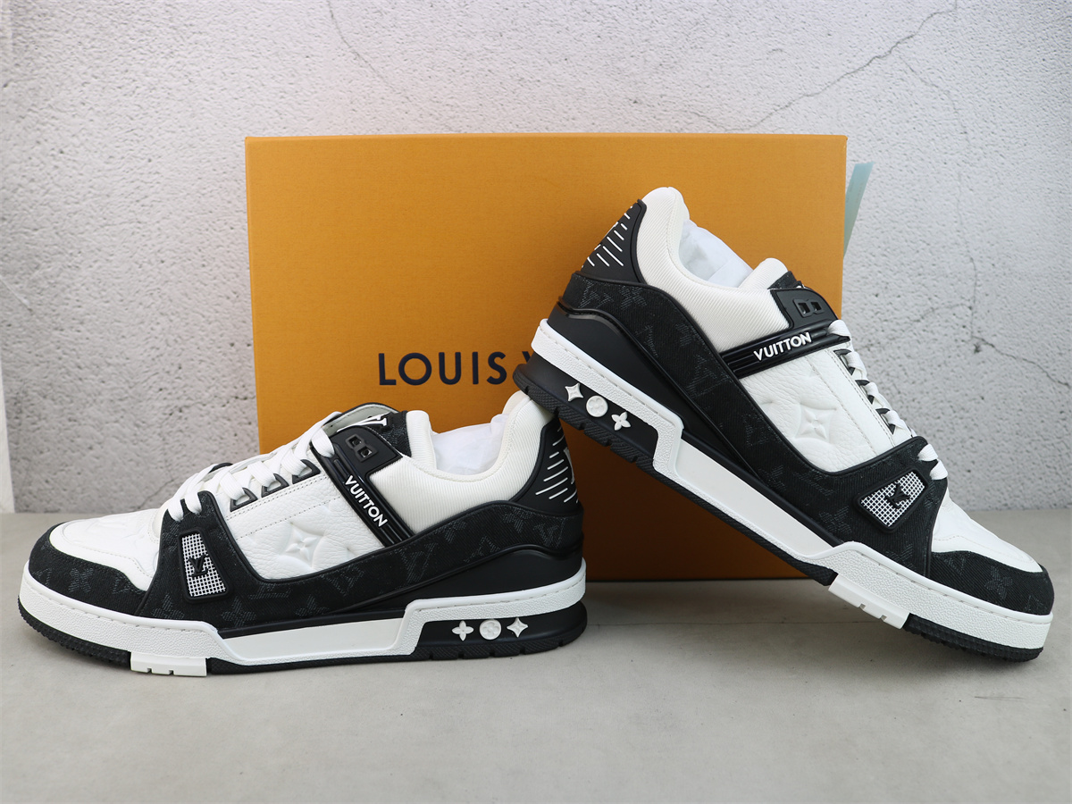 LV Trainer Sneaker Black White